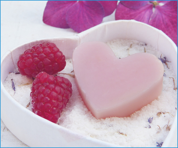 特殊な形の石鹸を作る方法とコツ